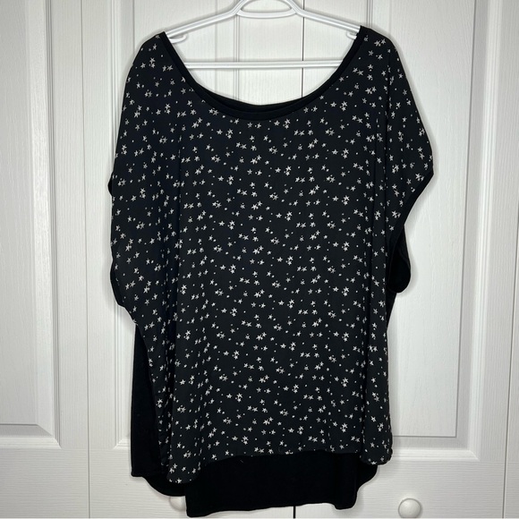Torrid Womens Black Star Print Blouse Cap Sleeves Draped Top Shirt sz 4XL - Picture 2 of 9